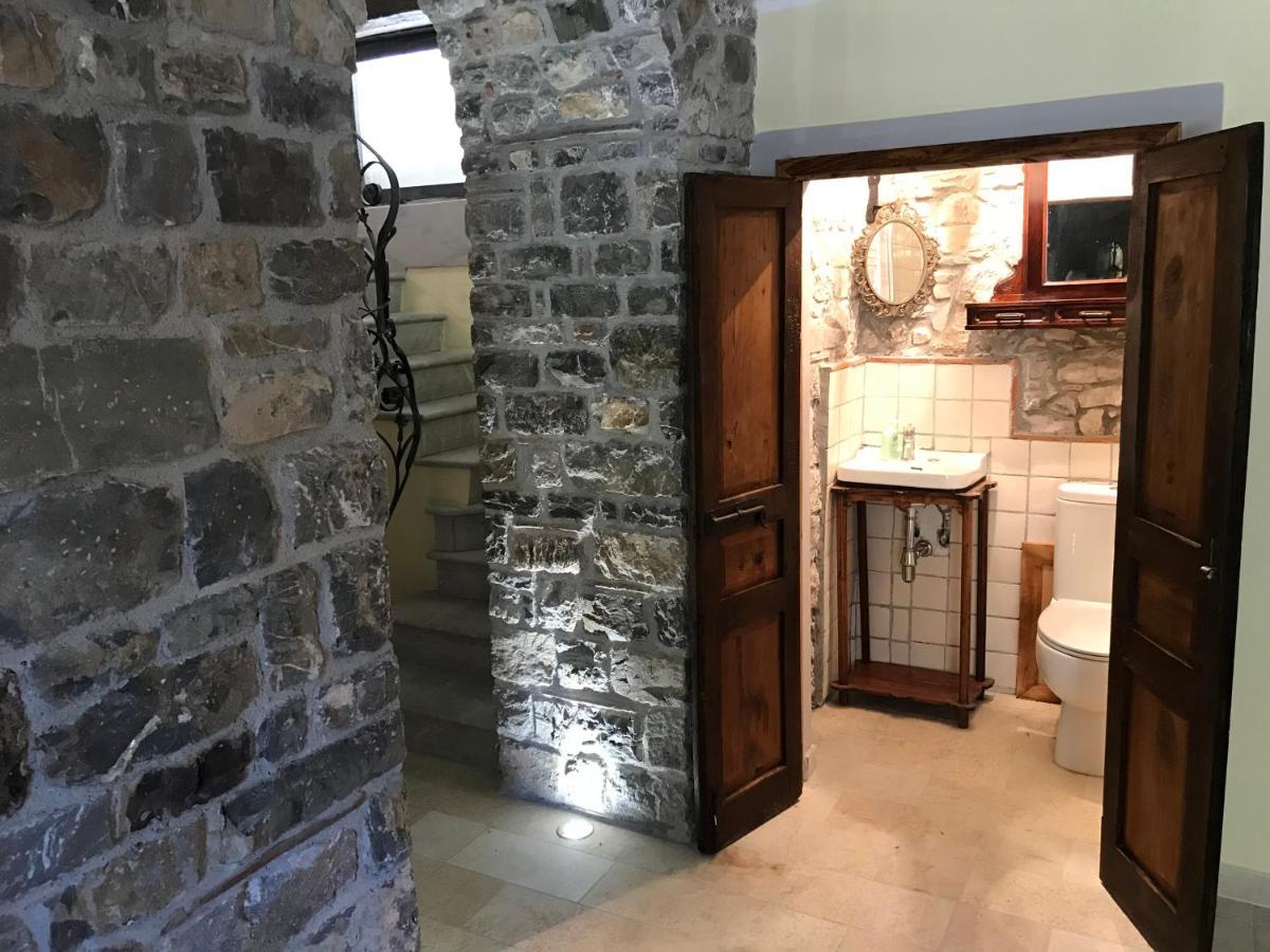 Borgo Manca Suite Sasso di Castalda Exterior foto