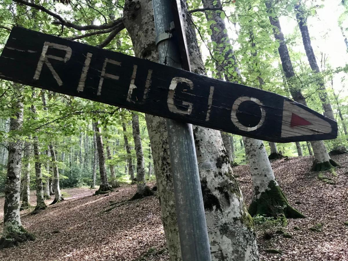 Borgo Manca Suite Sasso di Castalda Exterior foto