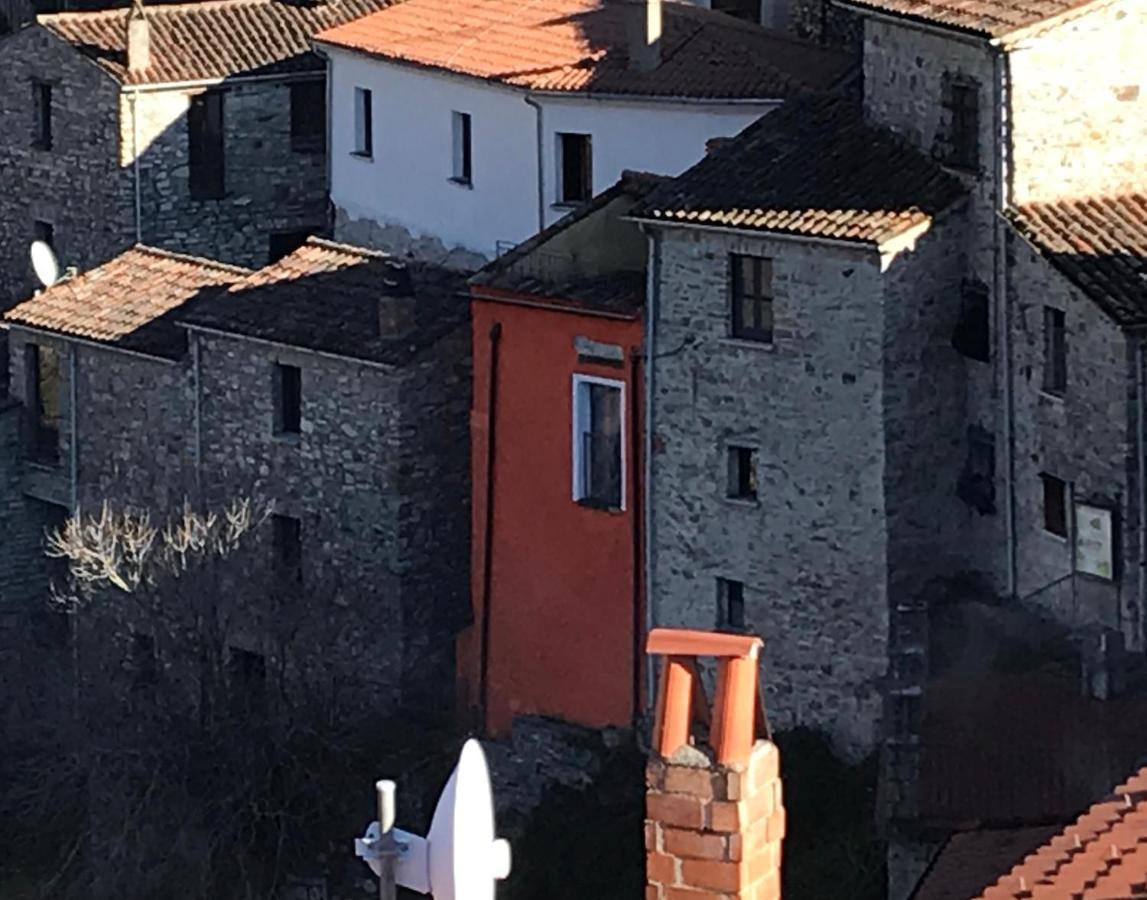 Borgo Manca Suite Sasso di Castalda Exterior foto